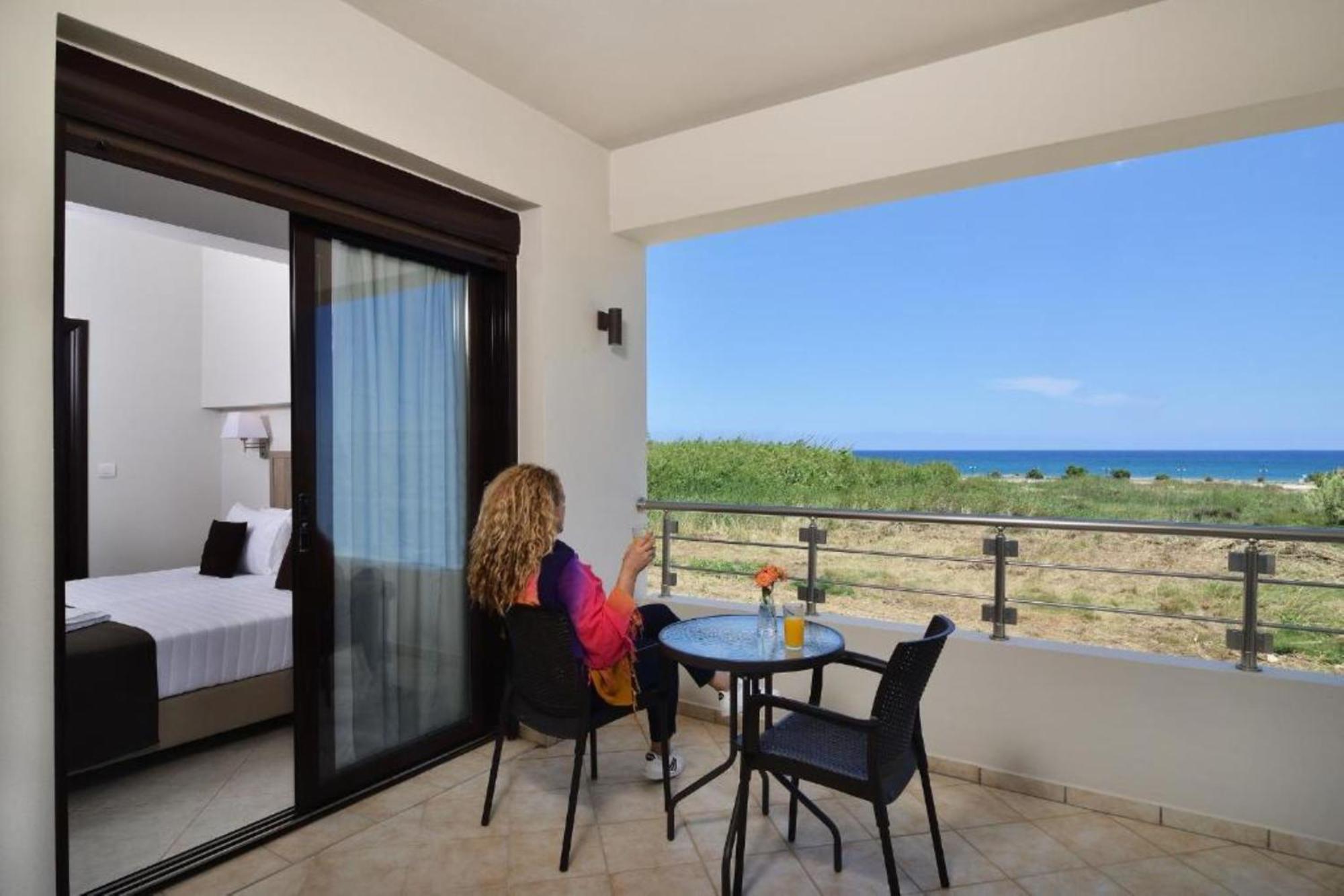 Carisa Suites And Apartments Maleme  Exterior photo