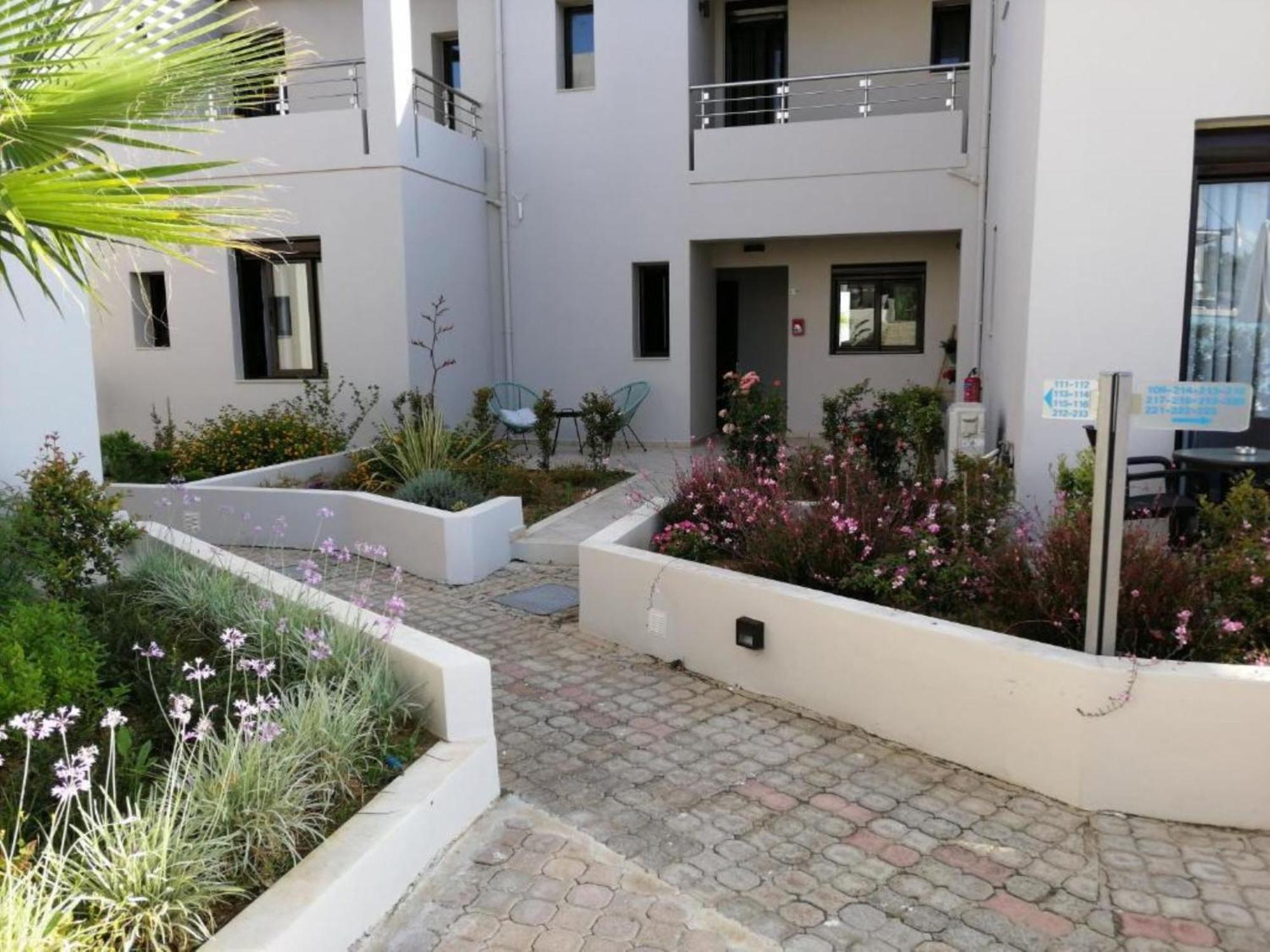 Carisa Suites And Apartments Maleme  Exterior photo